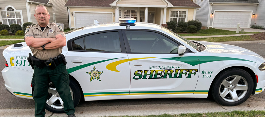 Sheriff and car